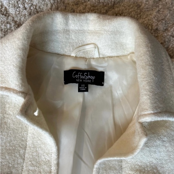 Shacket - Picture 3 of 5